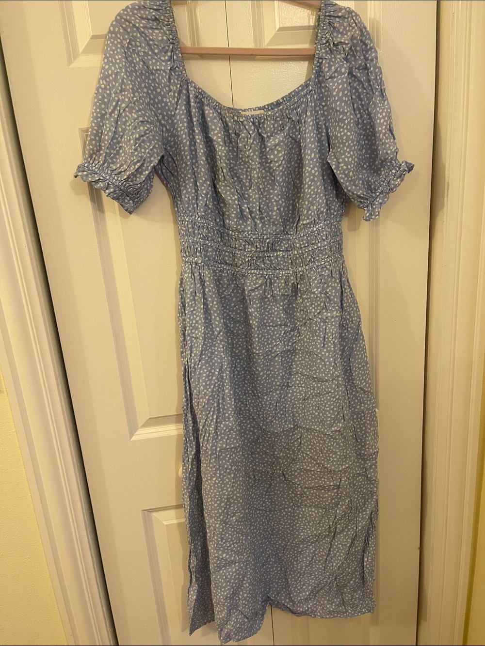 Light Blue Puff Sleeve Midi Dress with Smocked Waist and Pockets